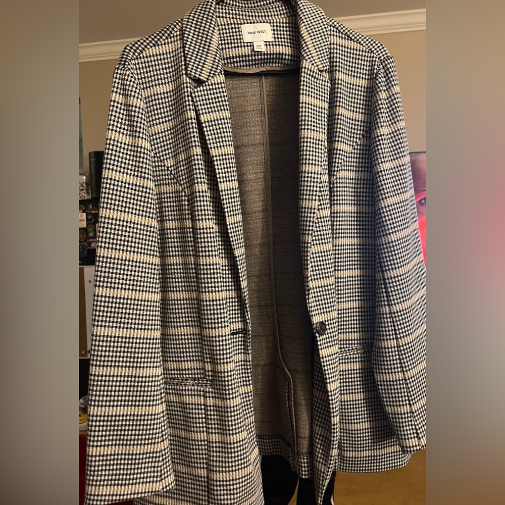 Women’s XL Blazer